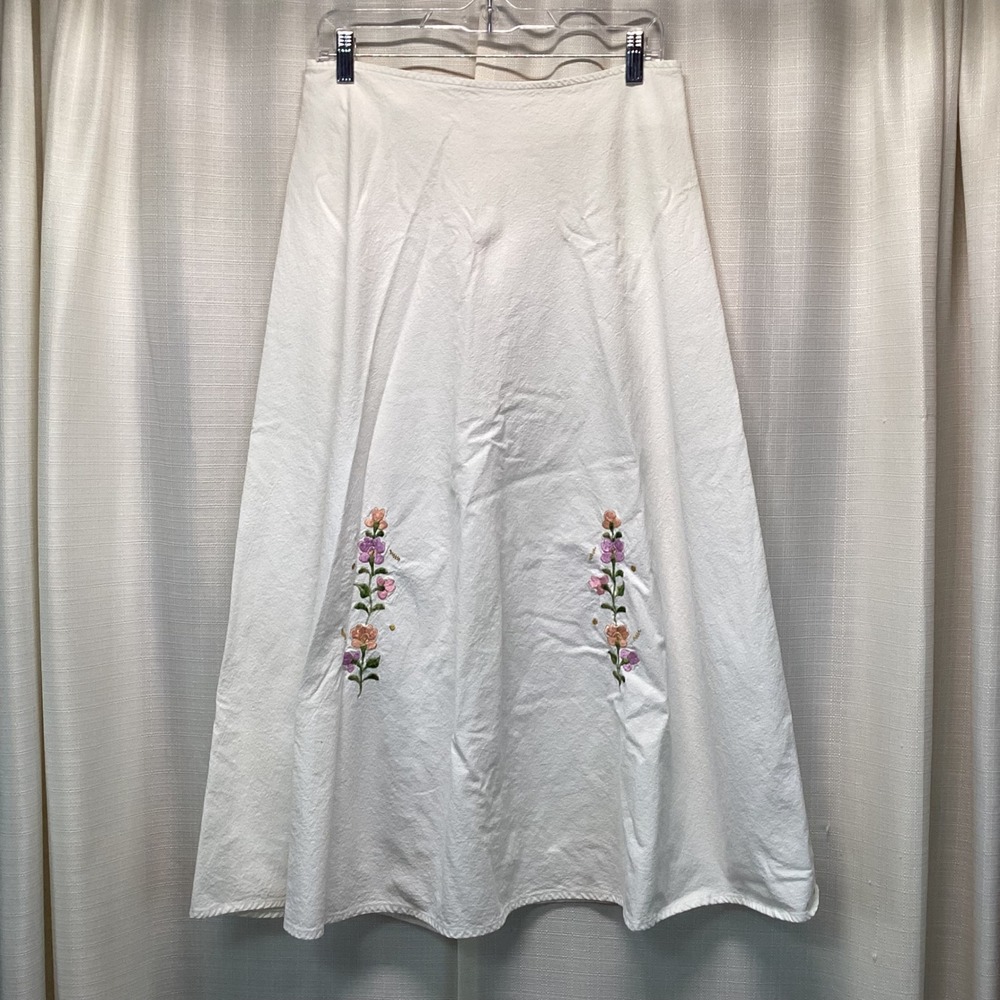 Vtg White Floral Embroidered Maxi Skirt Cottagecore A-Line Boho Size 36 Festival